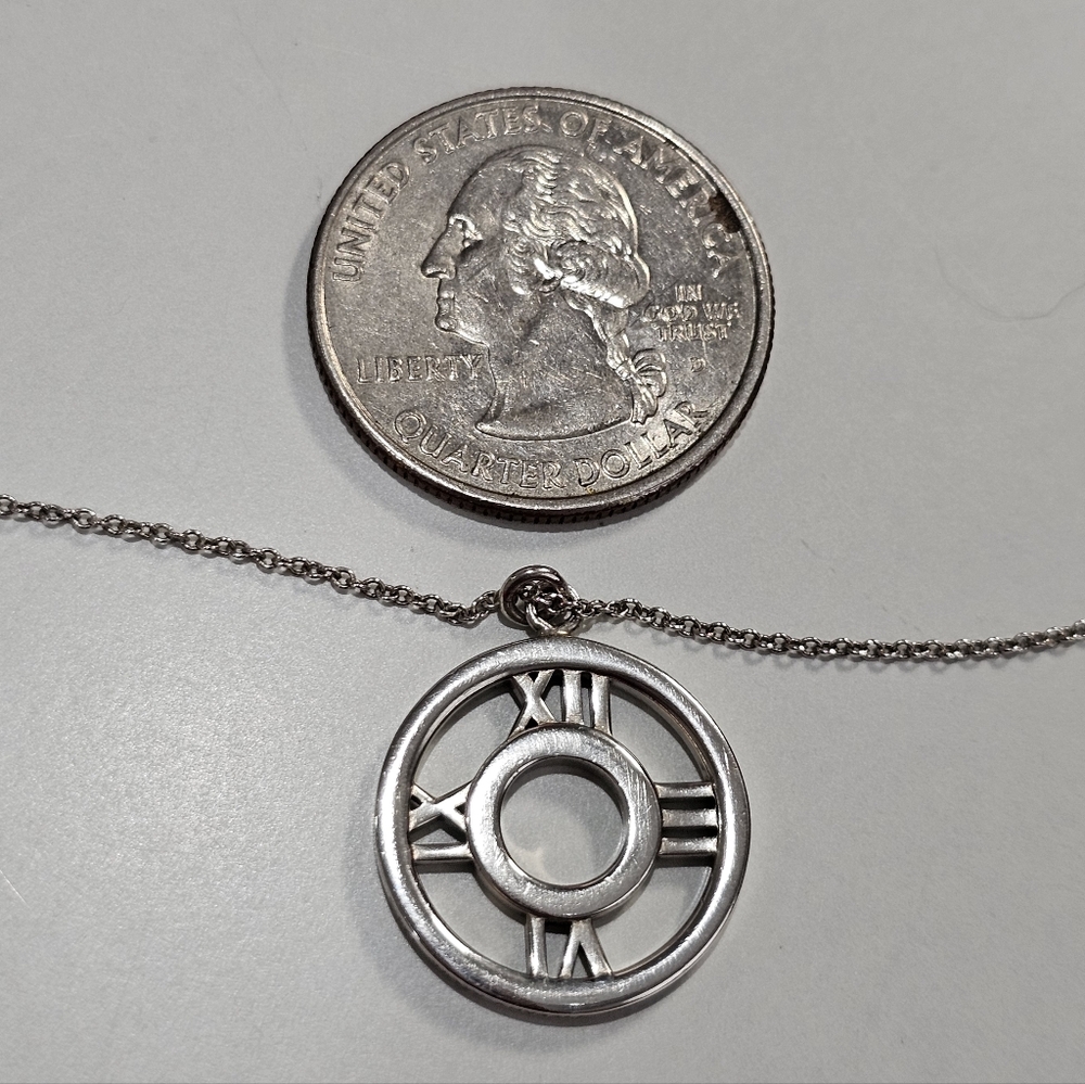 🤍Tiffany & Co. Atlas Open Circle Roman Numeral Pendant 925 Silver Necklace⏰️ - Picture 9 of 16